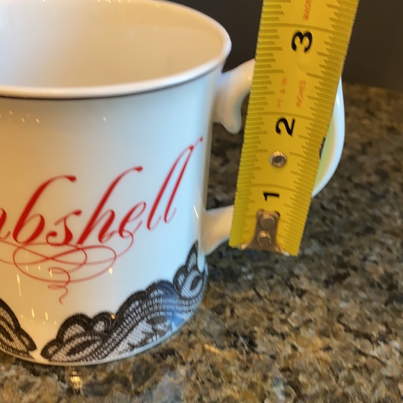 Bombshell Mug - Picture 10 of 16